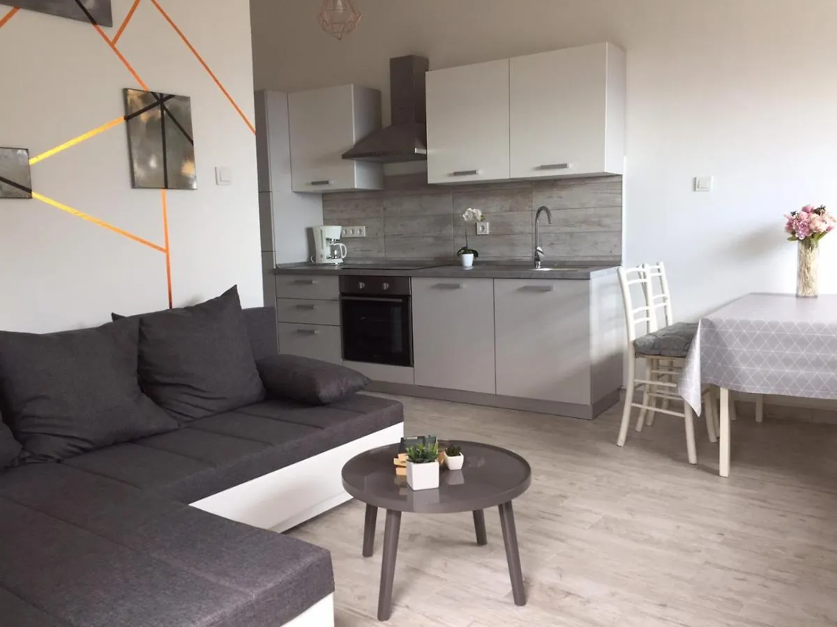 Apartments Novum Novi Vinodolski 0*,